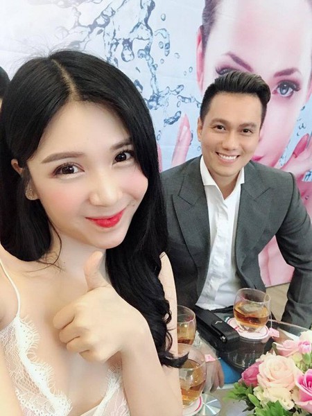 Thanh Bi được biết tới với hình ảnh 1 hot girl của loạt sitcom dành cho tuổi teen, đặc biệt là câu chuyện tình với ca sĩ Quang Lê. Tuy nhiên, sau khi thủ vai Vân Điệp - cô bồ nhí của Phan Hải phim Người phán xử, tên tuổi của cô nàng bỗng vụt sáng.