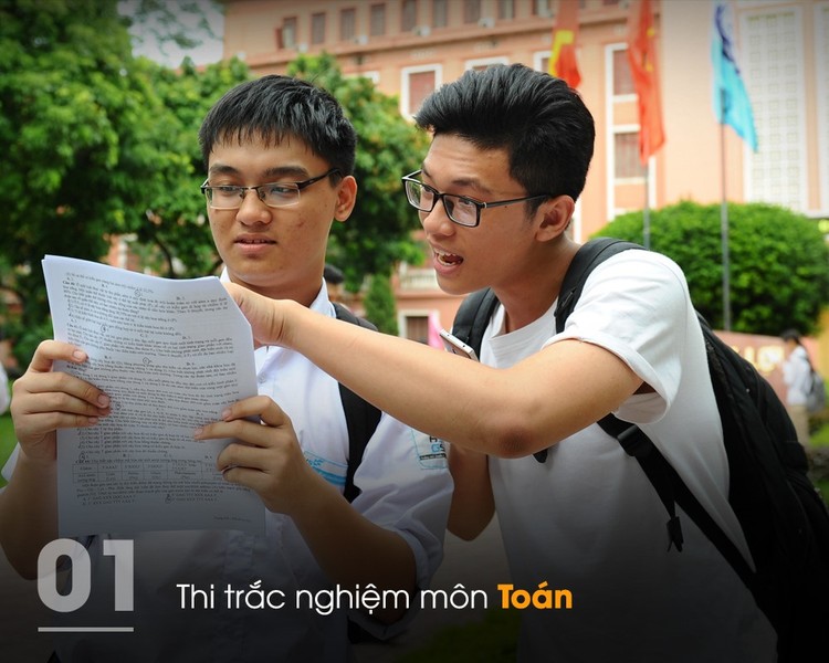 Thay vì thi 8 môn như năm 2016, thí sinh năm nay sẽ thi 5 bài, gồm Toán, Ngữ văn, Ngoại ngữ và tổ hợp Khoa học tự nhiên, Khoa học xã hội. Trong đó, việc môn Toán thi trắc nghiệm nhận được nhiều ý kiến trái chiều từ khi Bộ GD&amp;ĐT đưa ra dự thảo. Trong phương án thi chính thức, thí sinh làm bài môn Toán trong 90 phút.