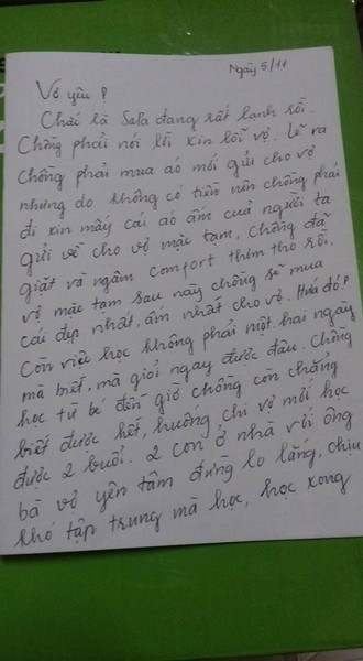 Ảnh chụp một lá thư viết tay với những câu chữ giản dị, thô mộc của một anh chồng người dân tộc H'mông phải sinh sống, học tập xa nhà gửi cho vợ ở quê Sa Pa, Lào Cai đang được đông đảo cư dân mạng Việt truyền tay nhau trong vài ngày gần đây. Chủ nhân của  lá thư cảm động này là chàng trai có tên gọi Quả Bông Lan A Pao và những gì anh viết trong thư thực sự đã chạm đến trái tim nhiều người, khiến các bạn trẻ cảm nhận được đâu đó trong cuộc sống xô bồ, hiện đại vẫn có những con người sống và yêu thương nhau một cách rất chân thành, giản dị dù vẫn còn đang phải đối mặt với rất nhiều khó khăn, nỗi lo cơm áo gạo tiền.