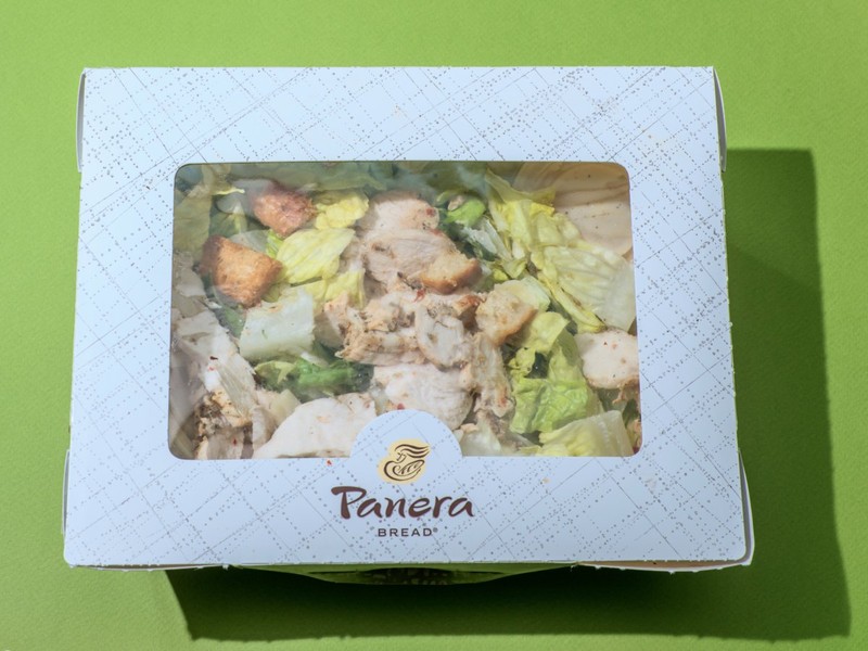 Panera Bread là  chuỗi nhà hàng phục vụ nhanh các loại bánh mì, mì ống và cà phê ở Mỹ và Canada. Sự phát triển của Panera Bread được xem là phù hợp với xu hướng thực phẩm tươi sống, bình dân ở Mỹ. Ảnh: Hollis Johnson.