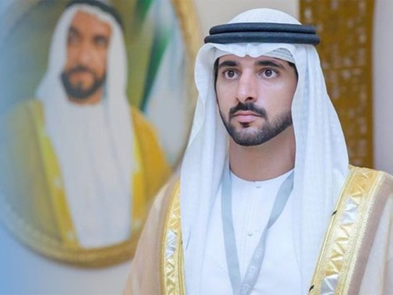 Sheikh Hamdan bin Mohammed bin Rashid Al Maktoum (thường được gọi là Fazza) là  Thái tử Dubai nổi tiếng trên mạng xã hội với hơn 7 triệu người theo dõi trên Instagram và hơn 3 triệu người theo dõi trên trang Twitter.