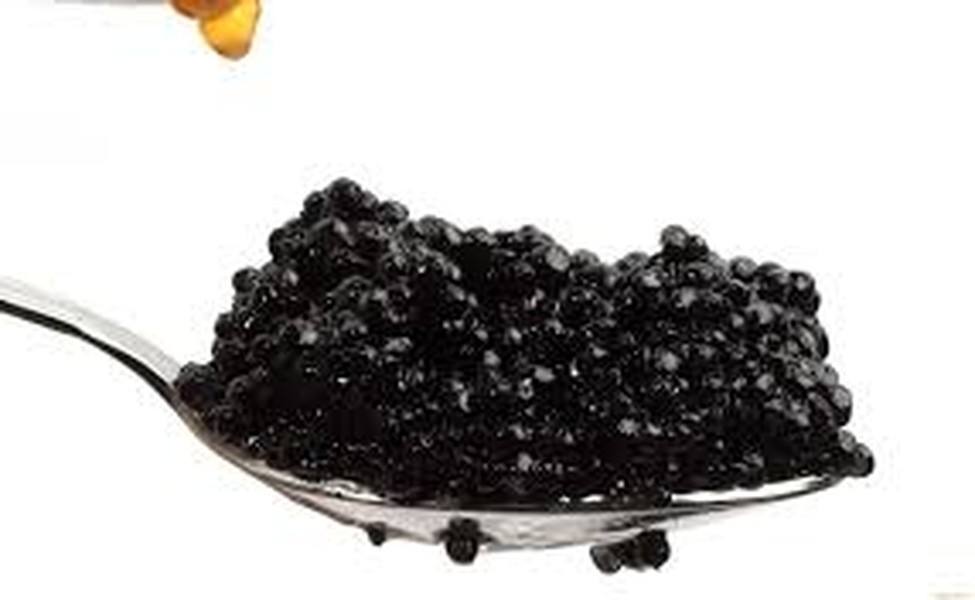  Trứng cá tầm (hay trứng cá tầm Caviar) là một trong những món ăn xa xỉ bậc nhất thế giới khi có giá tới cả trăm triệu đồng/kg.