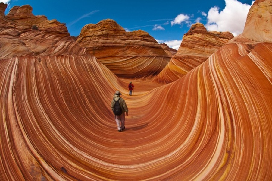 Cấu tạo núi sa thạch 190 triệu năm tuổi tuyệt đẹp ở bang Arizona, Mỹ.