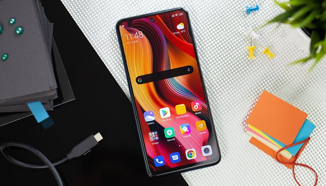 Ngày 12/8 vừa qua, Xiaomi đã chính thức công bố thành viên mới nhất trong gia đình smartphone Mi 10 của mình mang tên Mi 10 Ultra. Sản phẩm đi kèm một số tính năng làm cho nó trở nên nổi bật, trong đó có thiết lập camera.