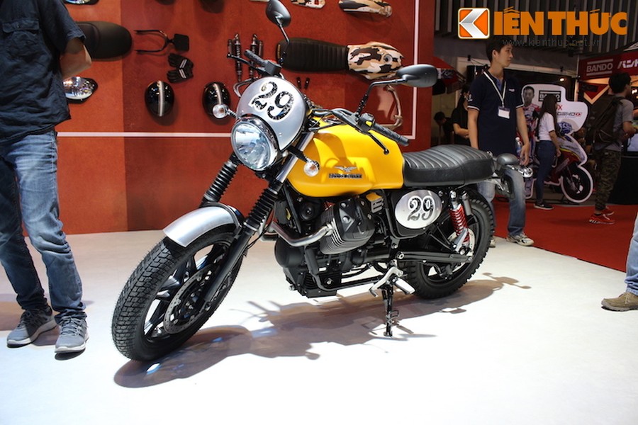 Dòng xe V9 của Moto Guzzi gồm các phiên bản như  Moto Guzzi V9 Roamer, V9 Bobber được coi là phiên bản lớn hớn, mạnh mẽ hơn của V7. Vốn có thiết kế của một chiếc môtô cổ điển nhưng với các phụ kiện chính hãng Moto Guzzi, V9 Roamer có thể được "biến hình" thành một chiếc scrambler thời thượng.