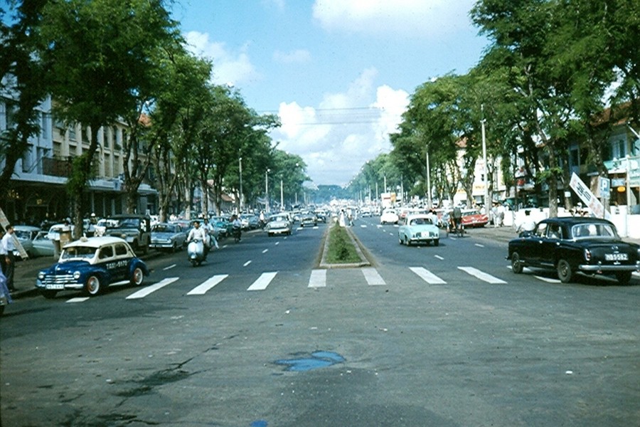 Đại lộ Lê Lợi,  Sài Gòn năm 1965.