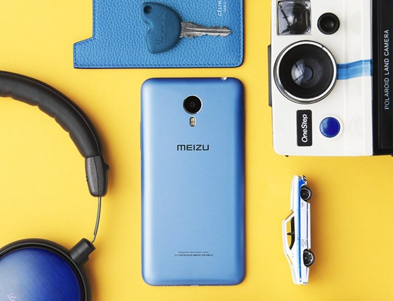 1. Meizu M1 - Giá bán: 220 USD (4,8 triệu đồng). Meizu M1 là một trong những mẫu  smartphone Trung Quốc vỏ kim loại có giá cả phải chăng nhất hiện nay. Chiếc điện thoại này có thiết kế tinh tế, chip xử lý Helio X10 mạnh mẽ nhất của MediaTek, màn hình 5,5 inch Meizu Blue Charm Metal và thậm chí là cả một máy quét vân tay không kém gì iPhone của Apple.