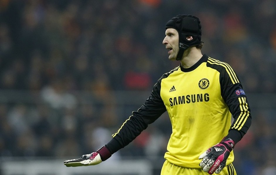 Dù không được thi đấu thường xuyên trong đội hình của Chelsea ở mùa giải năm nay nhưng Petr Cech vẫn là một thủ môn xuất sắc. Anh chỉ được ra sân vỏn vẹn có bốn trận đấu tại Premier League kể từ đầu mùa giải.