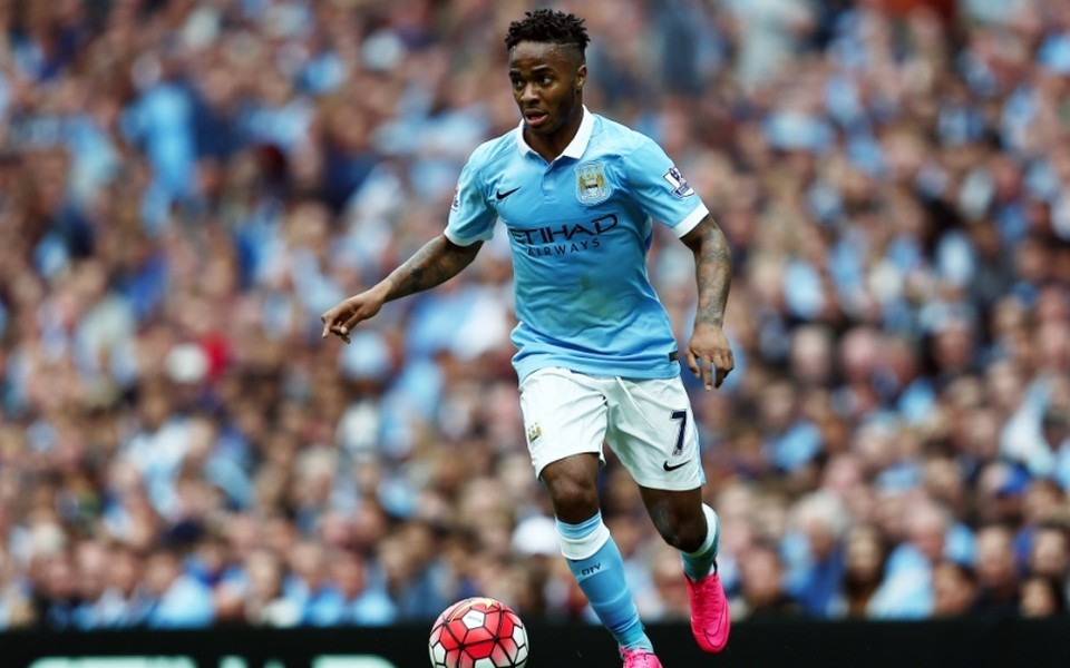 Raheem Sterling là thương vụ bom tấn mà Man City đã đưa về trong mùa hè vừa qua. Nhiều người kì vọng rằng, Sterling và các đồng đội sẽ giúp Man City càng tiến sâu vào UEFA Champions League càng tốt. Chính vì vậy, cầu thủ người Anh này được tờ Telegraph lựa chọn là  cầu thủ đáng xem tại vòng 1 Champions League 2015/2016.