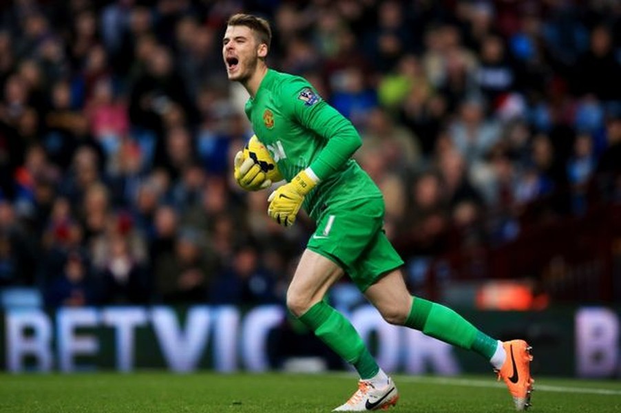 Có thể nói De Gea là một trong những thủ thành hàng đầu thế giới ở thời điểm hiện tại. Kể từ khi gia nhập giải Ngoại hạng Anh, thủ thành người Tây Ban Nha đã tham dự rất nhiều  trận derby thành Manchester giữa MU và Man City và đã thể hiện khá tốt trong những trận đấu quan trọng này.