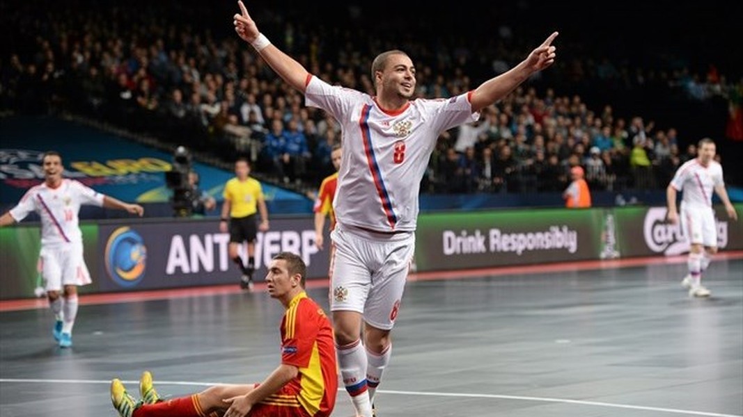 Đối thủ của  Futsal Việt Nam trong vòng 1/8 World Cup Futsal 2016 là Nga - đội bóng mà ngay cả tuyển Futsal Italia cũng phải kiêng nể đôi phần.