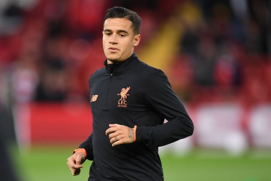 Coutinho "cực kết" Barca: Theo thông tin chuyển nhượng bóng đá mới nhất được phát đi từ Liverpool, tiền vệ Philippe Coutinho lần đầu lên tiếng thừa nhận anh muốn chuyển sang chơi cho Barca trong kỳ chuyển nhượng hè, nhưng đã không thể thành hiện thực vì Liverpool kiên quyết không bán. Ảnh: Liverpool FC