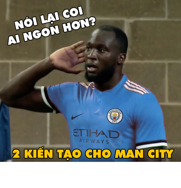  Ảnh chế bóng đá tuần qua được dân mạng chú ý xoay quanh trận derby thành Manchester giữa M.U và Man City. Với 2 đường kiến tạo của mình, Lukaku đã cống hiến cho Man City 2 bàn thắng mặc dù anh đang thi đấu cho M.U.