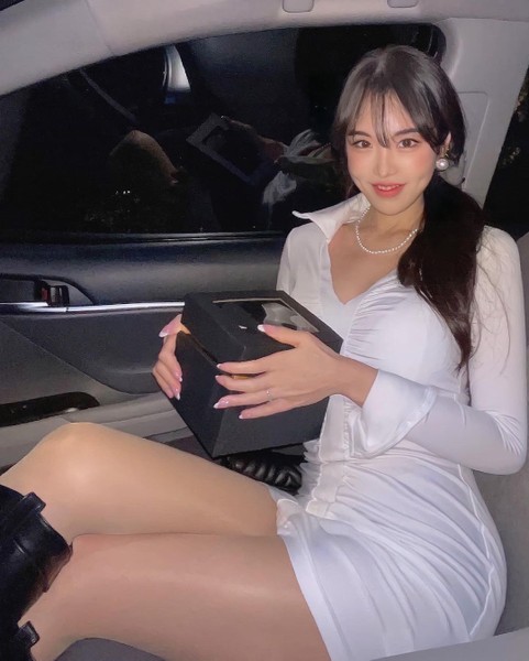 Kang Hye Ji là hot girl,  người mẫu nội y Hàn Quốc có hơn 650 nghìn người theo dõi trên mạng xã hội.