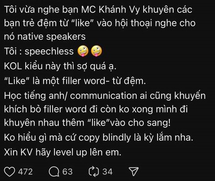 Thời gian gần đây, MXH Threads bùng lên nhiều tranh cãi, góp ý xoay quanh chủ đề nói và sử dụng tiếng Anh của MC Khánh Vy. Theo đó, nữ MC sinh năm 1999 từng bị chê trách vì giọng nói quá cao, cố gồng để thoại như một người bản xứ,...