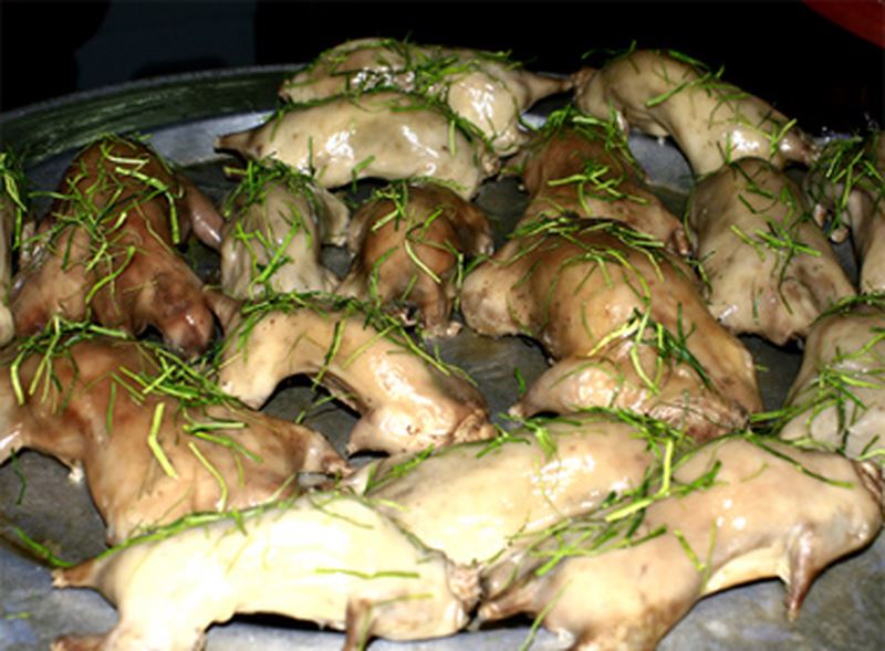 Loat mon an kinh di khong danh cho nhung nguoi yeu bong via