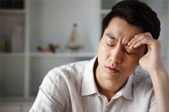 Muon bo vo sau khi nhan mon qua cua nguoi yeu cu