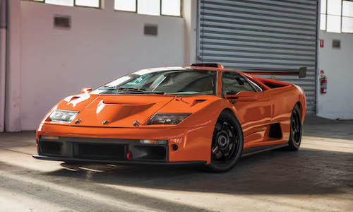 “Cơn lốc da cam” Lamborghini Diablo GTR chốt giá 17,7 tỷ