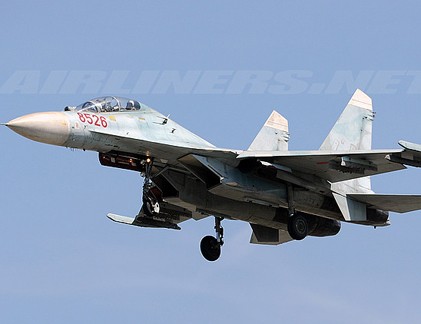 Xem tiêm kích Su-27 bay bảo vệ Trường Sa