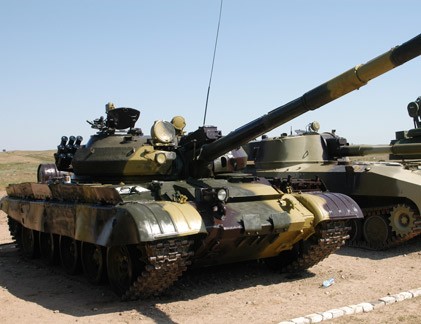 Tăng sức mạnh cho xe tăng T-62 của Việt Nam