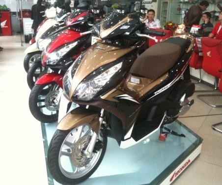 Honda Air Blade “hết thời” làm mưa gió thị trường