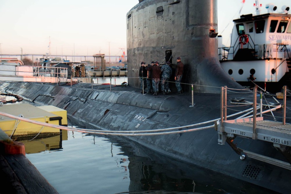  Tàu ngầm hạt nhân USS John Warner thuộc lớp Virginia được coi là một trong những tàu mới và hiện đại nhất của Hải quân Mỹ hiện nay. Nguồn ảnh: BI.