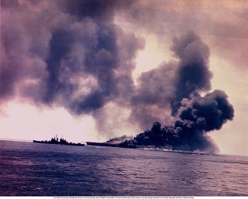  USS Bunker Hill thuộc lớp Essex - loại tàu sân bay từng được Mỹ đóng nhiều nhất trong lịch sử. Bunker Hill là chiếc thứ 24 trong lớp tàu sân bay này. Nguồn ảnh: Flickr.