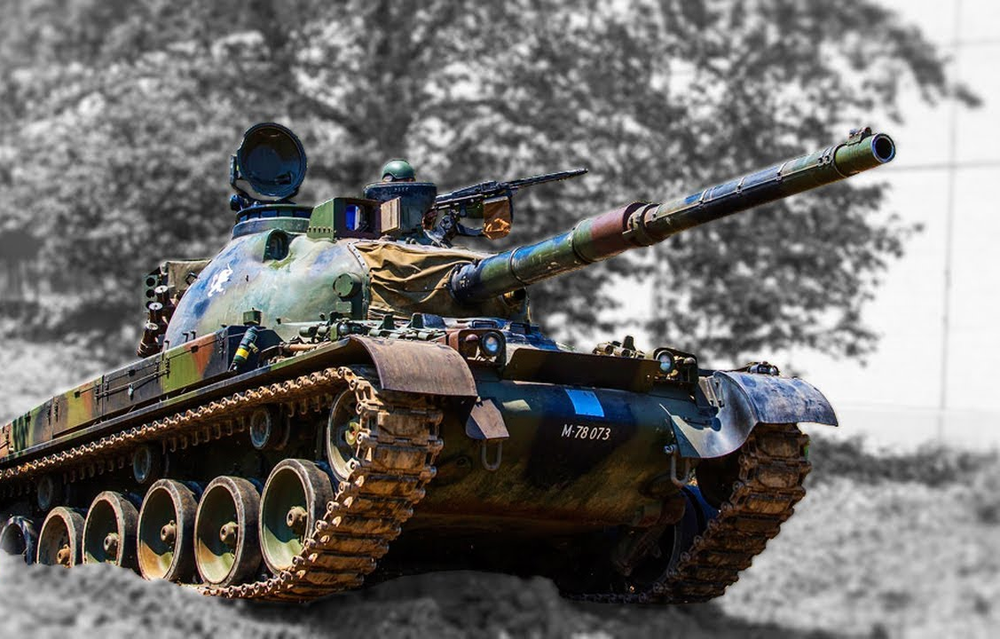 Ra đời vào cuối thập niên 70 của thế kỷ trước, Panzer 68 là một trong những loạt xe tăng kiệt tác bậc nhất của châu Âu thời bấy giờ và cũng được coi là kiệt tác tuyệt vời nhất của Thuỵ Sĩ trong Chiến tranh Lạnh. Nguồn ảnh: Militarytoday.