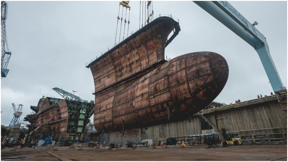 Theo những thông tin mới nhất được truyền thông Mỹ đưa tin,  tàu sân bay USS John F. Kennedy (CVN-79) sẽ là tàu sân bay thứ hai được đóng theo lớp Gerald R. Ford của Hải quân Mỹ và dự kiến sẽ được đưa vào biên chế lực lượng trong năm 2020 tới đây. Nguồn ảnh: Twitter.