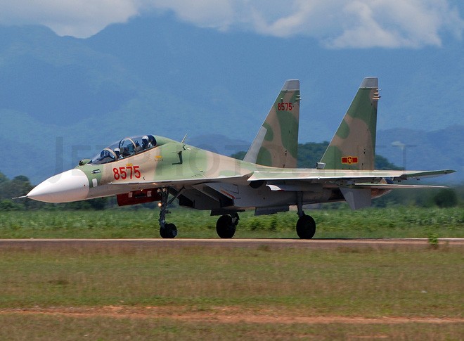 Không quân Việt Nam hiện tại là quốc gia có số lượng  chiến đấu cơ Su-30MK2 nhiều nhất thế giới với tổng quân số lên tới 36 chiếc.