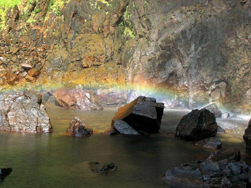 Đến Sungai Lembing, Malaysia du khách sẽ được chìm đắm trong vẻ đẹp choáng ngợp của dòng thác cầu vồng.