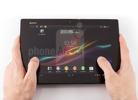 Sony Xperia Tablet Z. Chiếc máy tính bảng này xứng đáng được đứng đầu danh sách với độ dày chỉ có 6,9mm. Cùng với khả năng chống nước hoàn hảo, chiếc máy khiến chúng ta phải nghiêng mình kính nể sự tài giỏi của các kỹ sư Sony.