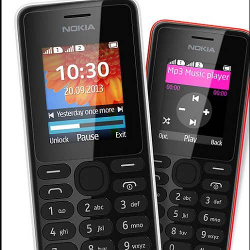 Điện thoại máy ảnh Nokia giá 600.000 đồng, pin 1 tháng sắp được bán. Chiếc điện thoại Nokia 108 sẽ được bán từ quý IV/2013. Điểm thoại này có camera sau 0,3 Mp, màn hình 1,8 inch và có dịch vụ Nokia Slam, cho phép chia sẻ hình ảnh thông qua Bluetooth.