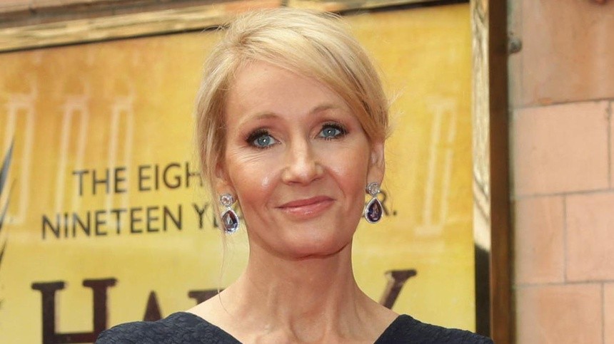 Lần đầu JK Rowling tiết lộ không dùng tên thật khi viết “Harry Potter“