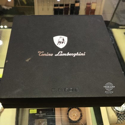 Trước Tonino Lamborghini Alpha One, thương hiệu này cũng từng giới thiệu những mẫu smartphone trong quá khứ như 88 Tauri hay Antares. Thừa hưởng những thiết kế sáng tạo mang đậm dấu ấn công nghệ đặc trưng, những phiên bản đặc biệt qua các năm đã mang Tonino Lamborghini đến với giới mộ điệu niềm cảm hứng và sự yêu thích thương hiệu.   