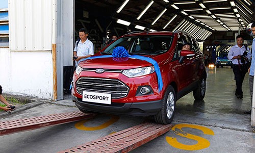 Ford Việt Nam đạt kỷ lục 1.700 xe bán ra trong 4/2015