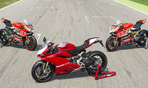 Ducati trình làng Panigale R 2015 “hợp thức hóa xe đua” 