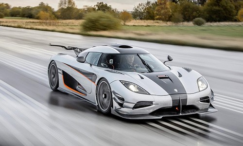 "Siêu xế hộp" Koenigsegg One:1 vừa lập kỷ lục thế giới mới