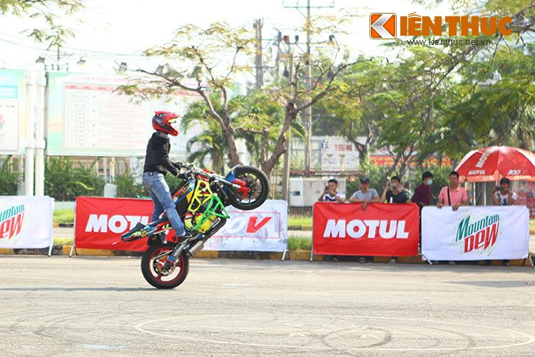 Nhằm chuẩn bị cho sự kiện  Motul Stunt Fest 2016 sẽ diễn ra vào 5&amp;6/03/2016. Sáng ngày 27/1/2015 tại Nhà Thi Đấu Phú Thọ, TP HCM đã diễn ra vòng sơ khảo của các stunter khu vực phía Nam.