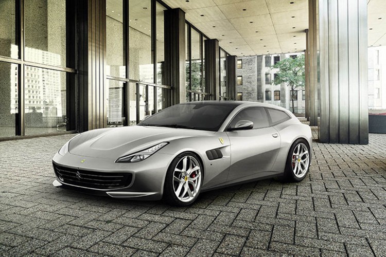 Siêu xe  Ferrari GTC4Lusso T được xem là phiên bản với cấu hình động lực dung tích nhỏ hơn so với bản GTC4Lusso sử dụng động cơ V12 nạp khí tự nhiên đã ra mắt thế giới tại triển lãm Geneva Motor Show 2016 hồi tháng 03/2016 vừa qua.