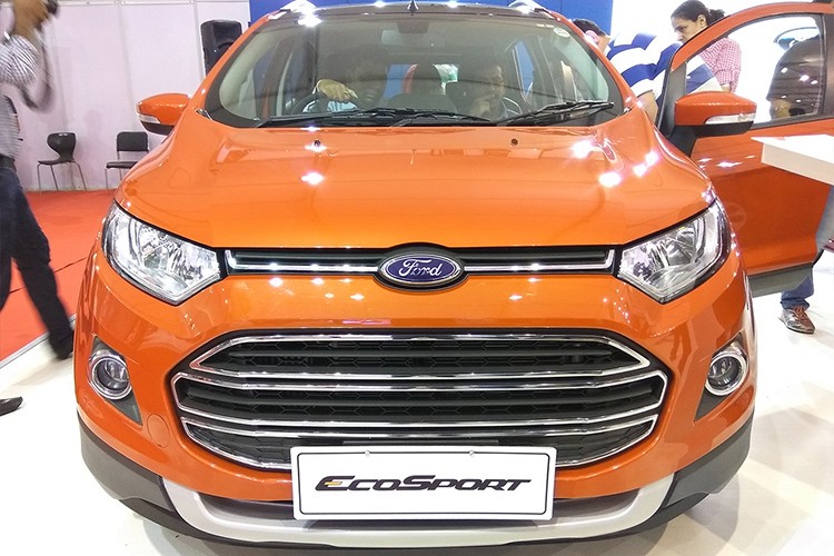 Mẫu  xe Ford EcoSport Platinum Edition 2017 sau khi chính thức được hãng xe Ford công bố vào năm 2016 vừa qua đã được trưng bày cho khách xem xe thực tế tại triển lãm Autocar Performance Show 2017 tại Ấn Độ.