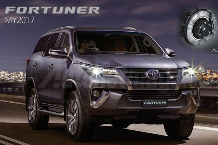 Mặc dù mẫu SUV cỡ trung  Toyota Fortuner 2017 cũng chỉ mới được ra mắt vào năm 2015, tuy nhiên để duy trì sức cạnh tranh của mẫu xe này so với các đối thủ cùng phân khúc hãng xe Toyota đã tung ra một số nâng cấp về trang bị cho dòng SUV bán chạy của mình tại thị trường Thái Lan.