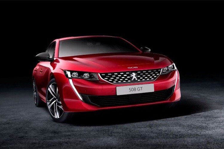 Hãng xe hơi Peugeot vừa qua đã bất ngờ tung ra khá nhiều hình ảnh chính thức của mẫu xe 508 hoàn toàn mới. Những hình ảnh này cho thấy toàn bộ thiết kế nội ngoại thất của chiếc  xe sedan Peugeot 508 mới này.