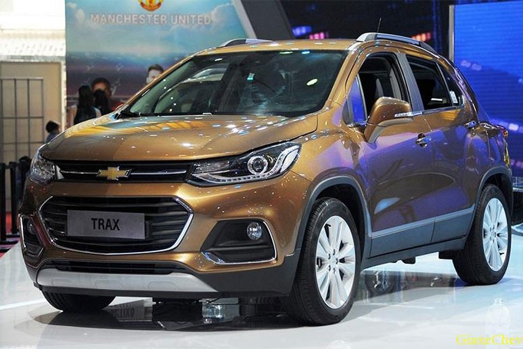 Mới đây, mẫu SUV cỡ nhỏ  Chevrolet Trax mới bất ngờ không xuất hiện trong danh mục sản phẩm trên trang website chính thức của GM Việt Nam. Hầu hết mọi thông tin về mẫu xe này đều không còn tồn tại. Điều này dấy lên nghi ngờ nó đã bị "khai tử" tại thị trường Việt Nam trong năm nay.