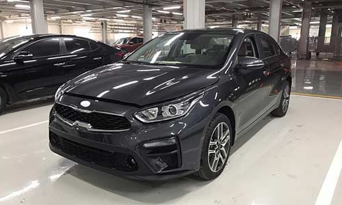 Cận cảnh Kia Cerato phiên bản 2019 tại Việt Nam