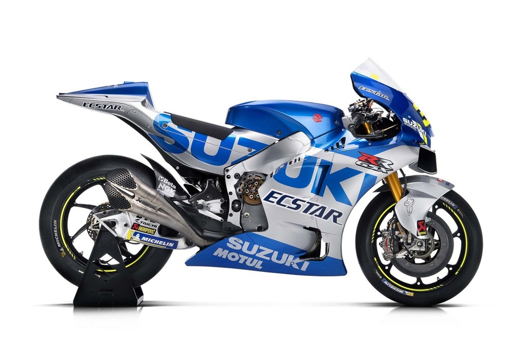 So với những đội đua khác tại mùa giải MotoGP 2020, Suzuki Ecstar  có lẽ gây ấn tượng nhất mùa giải năm nay với mẫu  xe đua Suzuki GSX-RR 2020. Chiếc xe mang diện mạo tươi mới hoàn toàn so với các mẫu xe của Repsol Honda, Monster Energy Yamaha và Ducati.