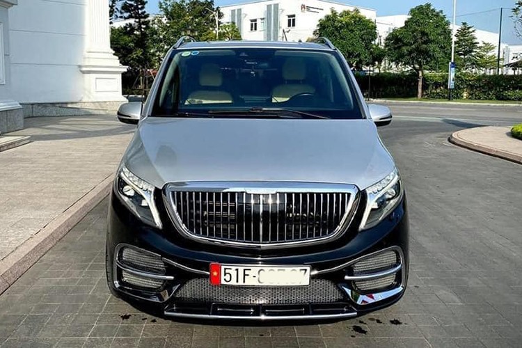 Mẫu  xe MPV Mercedes-Benz V-Class vốn không còn là cái tên xa lạ với người tiêu dùng trên thế giới trong phân khúc xe hơi đa dụng (MPV) hạng sang và ngay tại Việt Nam đây cũng là chiếc xe được lựa chọn khá nhiều.