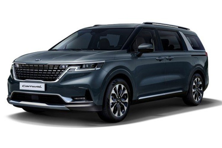 Mặc dù Thaco chưa tiết lộ lịch ra mắt chính thức của Kia Sedona 2021 mới nhưng mẫu xe mới này đã liên tục xuất hiện tại Việt Nam trong thời gian gần đây thậm chí mẫu  xe gầm cao Kia này đã cập cảng Việt Nam vào đầu tháng 4 vừa qua. Theo một số nguồn tin, Sedona 2021 dự kiến sẽ trình làng vào quý II/2021 mà nhiều khả năng là trong tháng 06/2021.