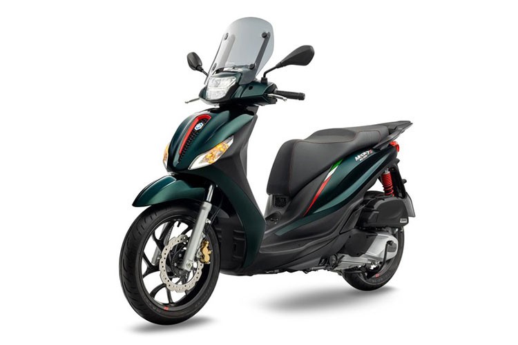 Piaggio Việt Nam vừa chính thức bổ sung thêm phiên bản đặc biệt cho mẫu xe ga cao cấp  Piaggio Medley S 150 2021 mới. Theo đó, Piaggio Medley S 150 Đặc biệt sẽ sở hữu màu sơn riêng và được bổ sung thêm trang bị đi kèm.