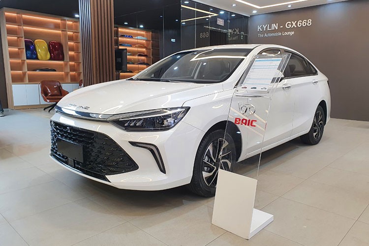 Cuối năm 2020, mẫu xe SUV BEIJING X7 được ra mắt tại thị trường Việt Nam đầy ấn tượng và được đông đảo khách hàng đón nhận. Tiếp nối mẫu xe BEIJING X7, mới đây BAIC Việt Nam tiếp tục giới thiệu tới người tiêu dùng mẫu xe  BEIJING U5 PLUS thế hệ mới nhất.